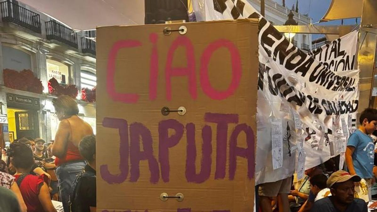 Cartel en la acampada de Sol a 27 de septiembre de 2026