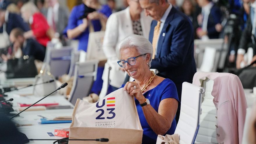 El BCE apostata de la austeridad, pide más gasto ante las crisis y no sacrificar inversiones "muy necesarias"