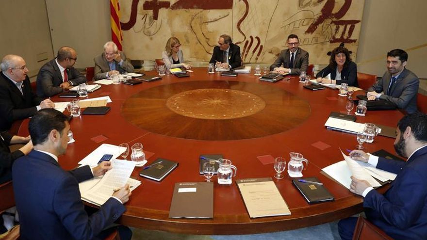 El 62% de los catalanes apuesta por negociar más autogobierno con el Estado