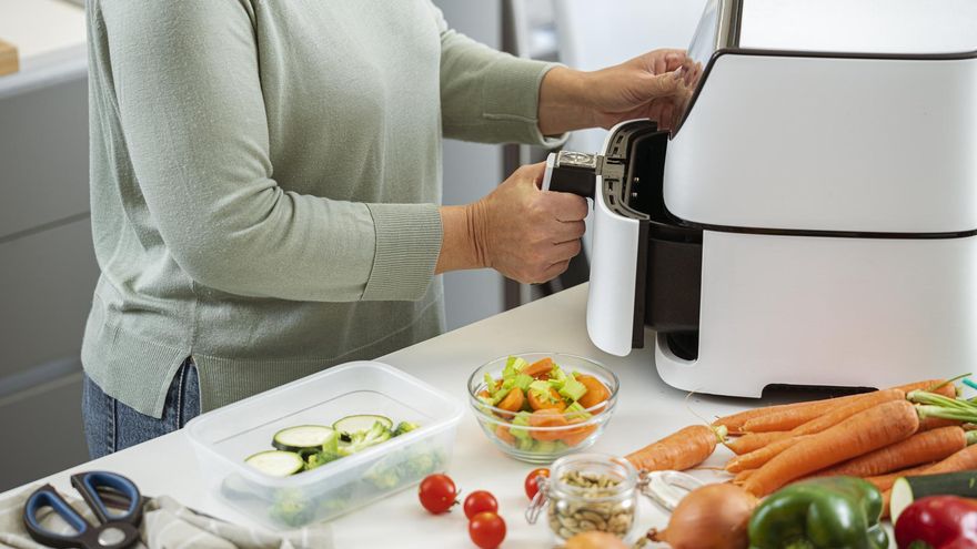 Cómo limpiar a fondo una freidora de aire