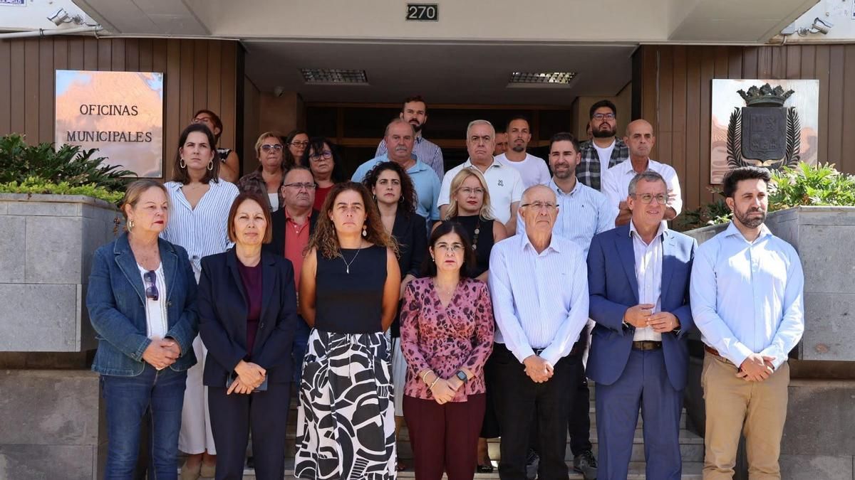 El Ayuntamiento de Las Palmas guarda un minuto de silencio por Maricarmen