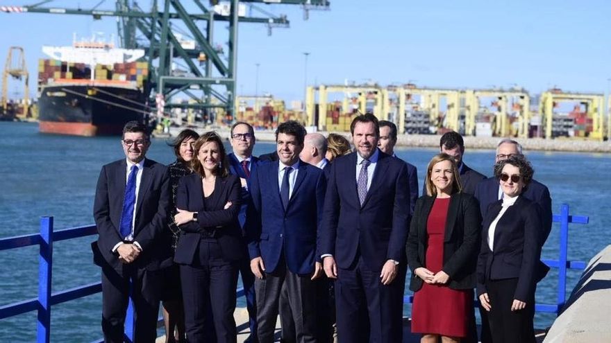 El Port de València adjudica les obres de l’ampliació amb tres recursos en els tribunals per falta de garanties ambientals