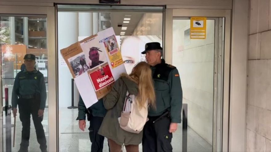 El IBEX se decanta por alzas, del 0,30 %, y se mantiene por debajo de los 11.900 puntos