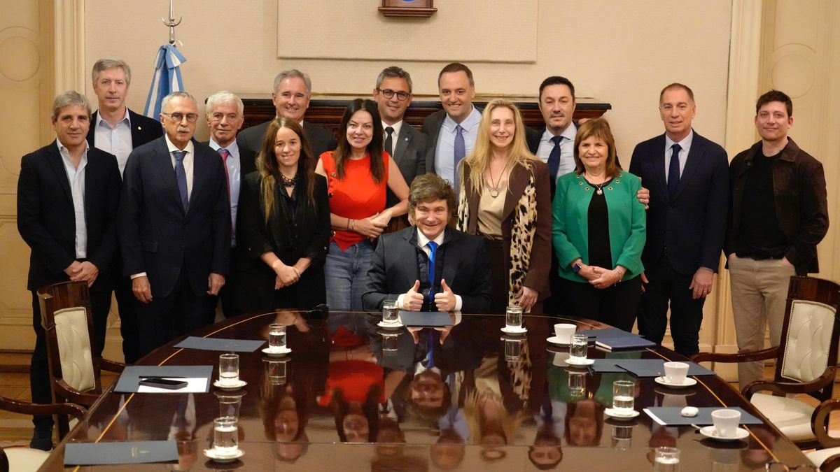 La foto del "nuevo Gabinete" de Milei ya es vieja