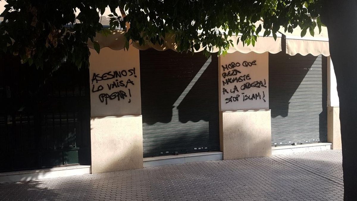 Fundación Mezquita de Sevilla denuncia la aparición de pintadas islamófobas en su sede