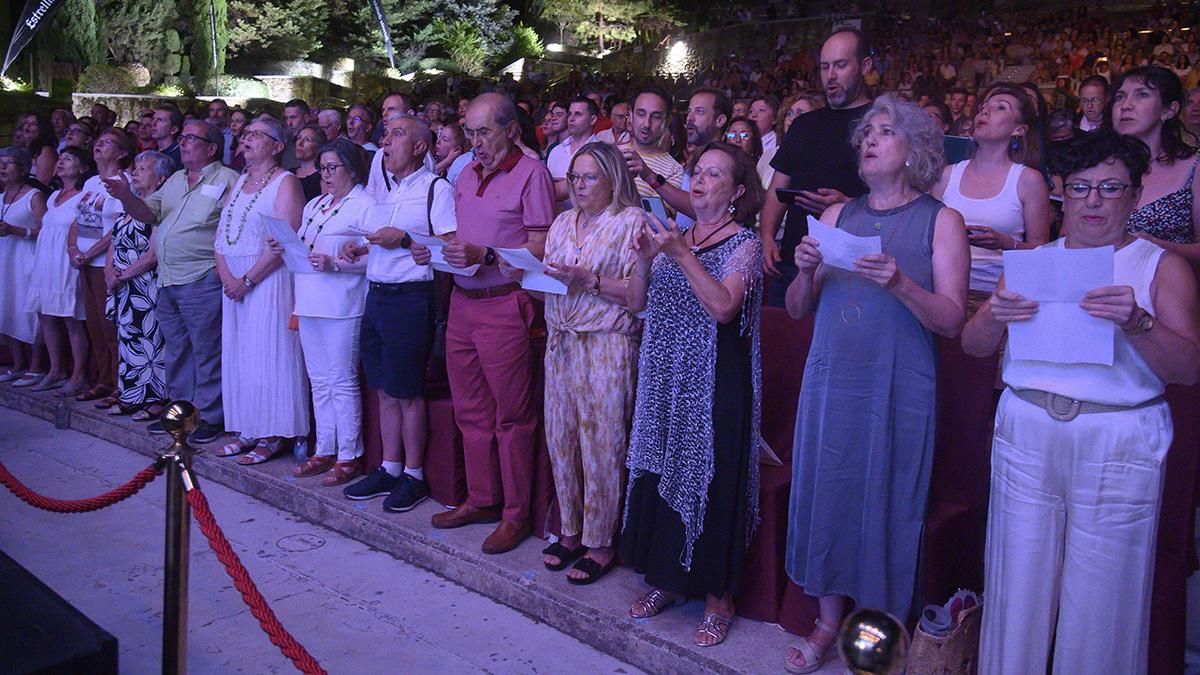 Homenaje a Manolo Sanlúcar en el inicio del Festival de la Guitarra