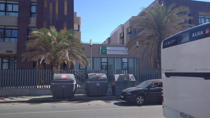 Archivo - Residencia de mayores 'El Zapillo', en Almería