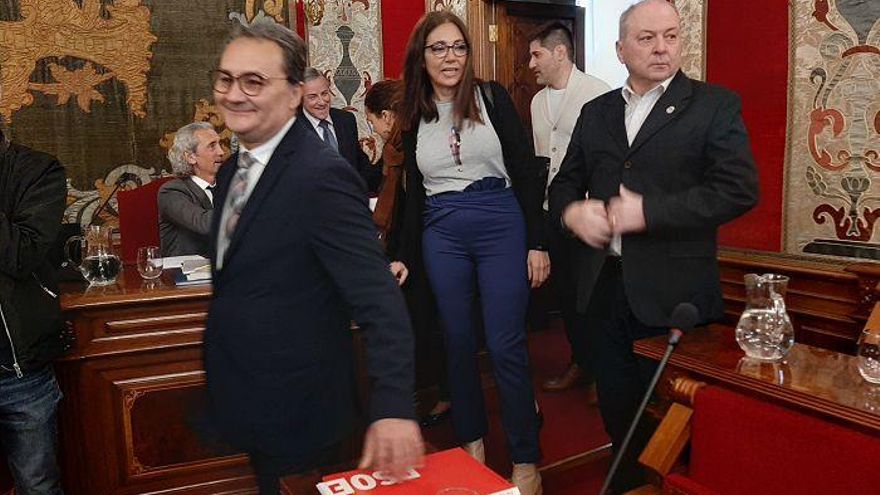 Francesc Sanguino, en un pleno del Ayuntamiento de Alicante.