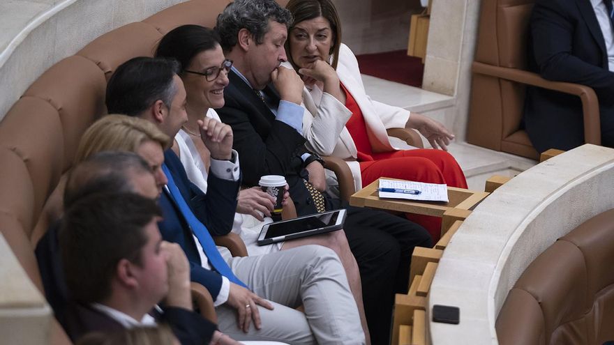 PP y Vox aprueban que el Gobierno de Cantabria beque a estudiantes para cursar el Bachillerato en la educación privada