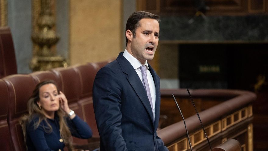 El diputado de Vox, Ignacio Hoces, interviene en la sesión plenaria del Congreso, a 15 de octubre de 2024