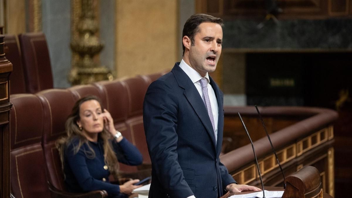 Vox vuelve a fiar las listas de Extremadura al Congreso a dos candidatos de Madrid