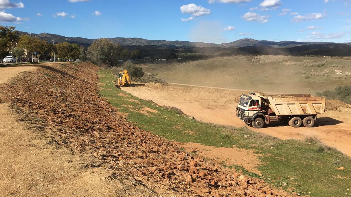Imagen de archivo de movimientos de tierras en Mirabueno.