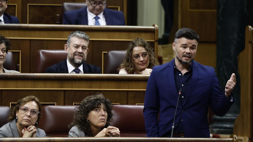 Sumar y ERC cargan contra Junts por tumbar la ley de alquiler temporal de los sindicatos de inquilinos