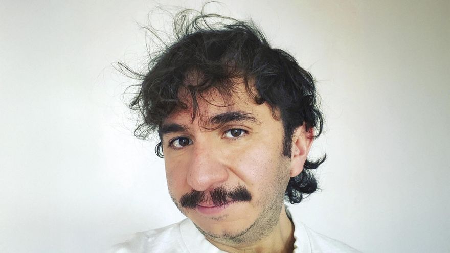 Cómo querer a un monstruo: 'Monstrilio', el libro que muestra hasta dónde se puede estirar el amor