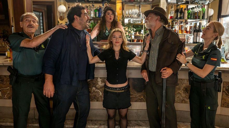 Disney+ anuncia su nueva serie 'Olivia' y desvela las primeras imágenes con Pablo Chiapella, Lalachus y su elenco