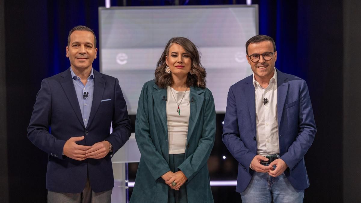 Los candidatos a las elecciones en Extremadura, salvo María Guardiola, en el debate de RTVE.