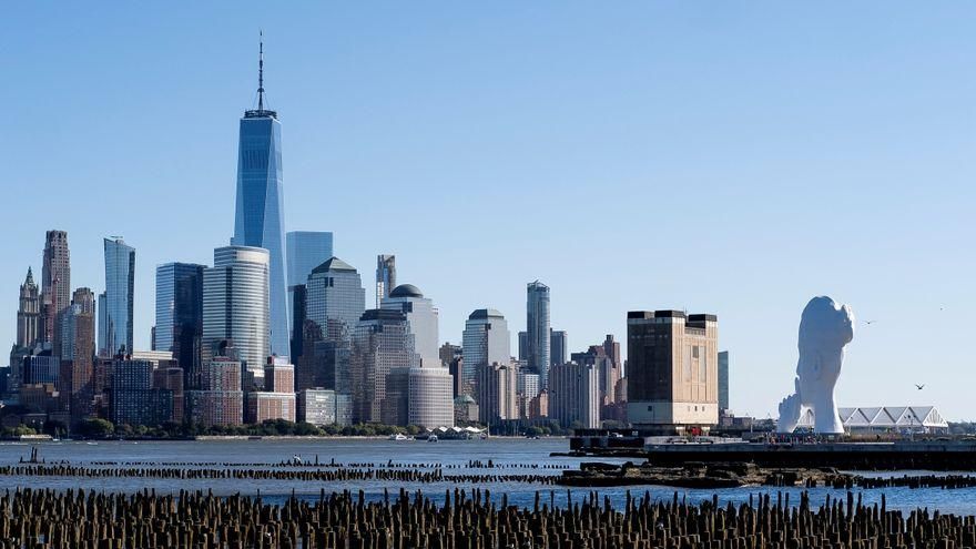 Jaume Plensa conquista Nueva York y Nueva Jersey con una escultura que pide silencio en un momento de ruido