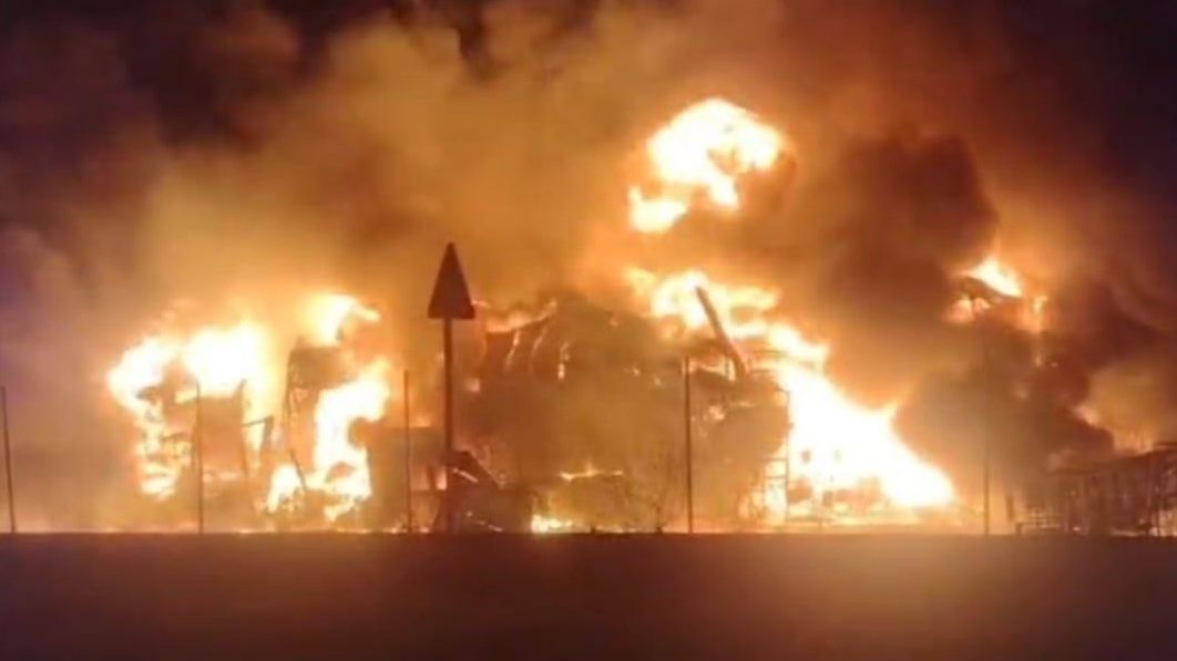 Un incendio en una nave del polígono cántabro de Los Tánagos obliga a activar la situación 1 de emergencias