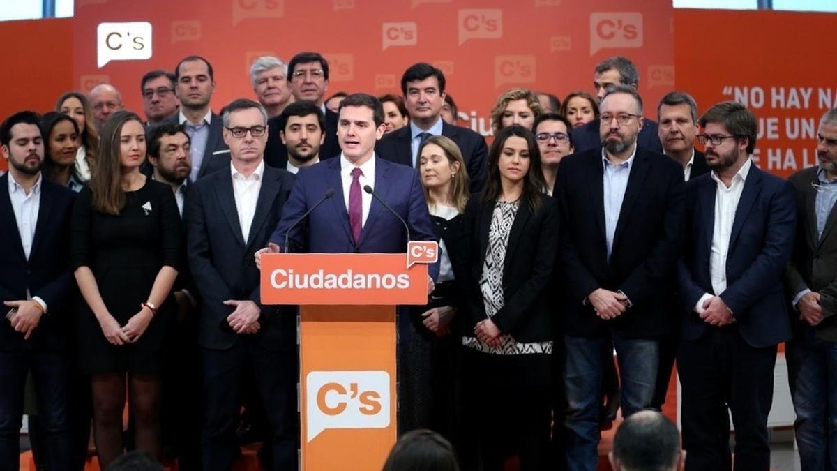 Rivera llama a Carolina Punset "comentarista" y le reta a disputarle el liderazgo en primarias