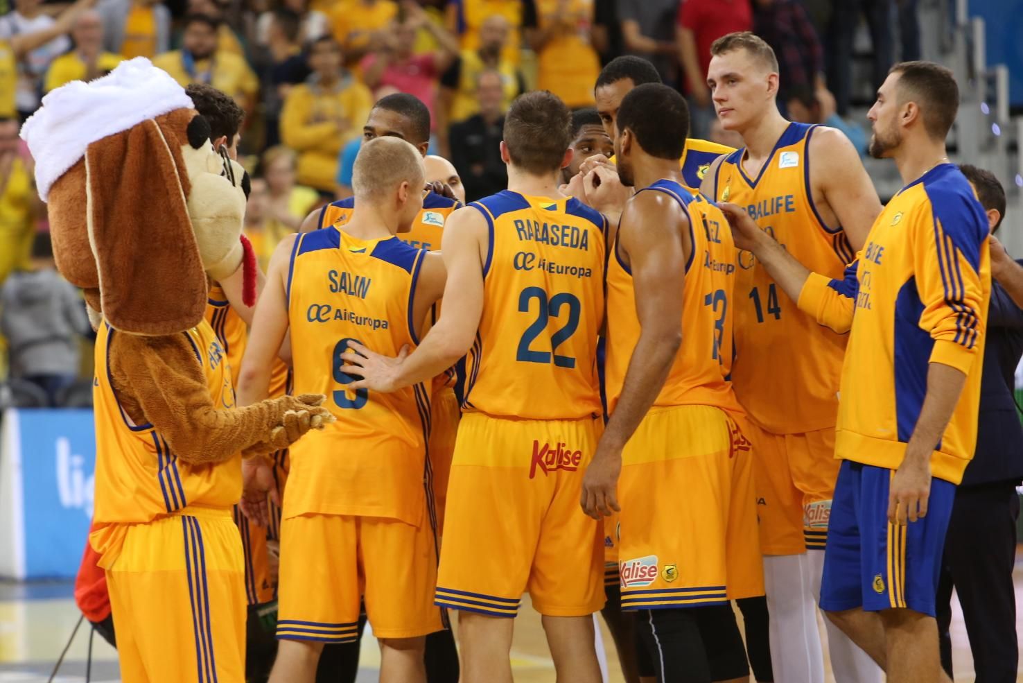 Imágenes del encuentro entre el Herbalife Gran Canaria y el Tecnyconta Zaragoza. Alejandro Ramos.