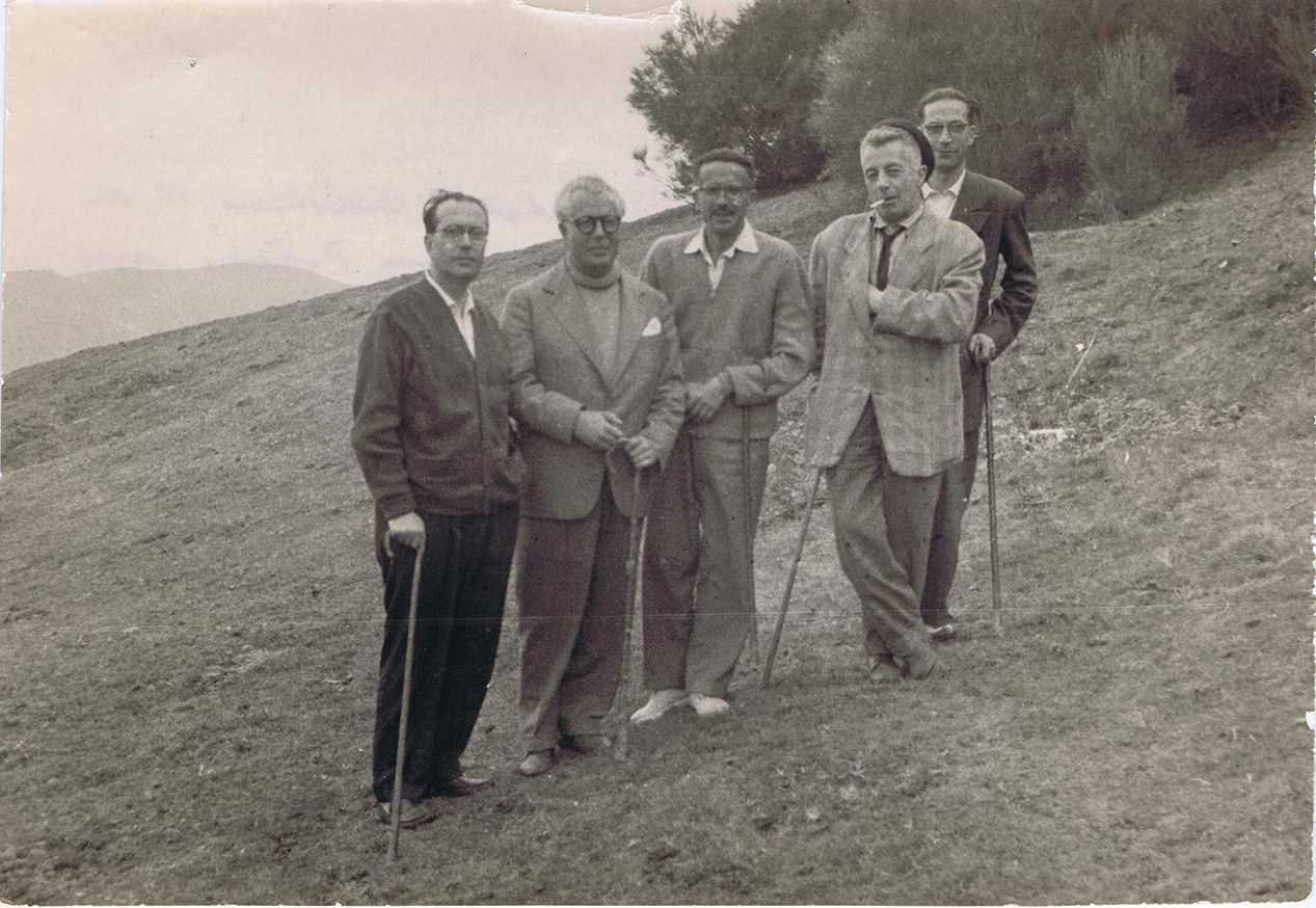 Excursión aos Ancares. De esquerda a dereita, García Sabell, Francisco Fernández del Riego, Celestino Fernández de la Vega, Ánxel Fole e Ramón Piñeiro.