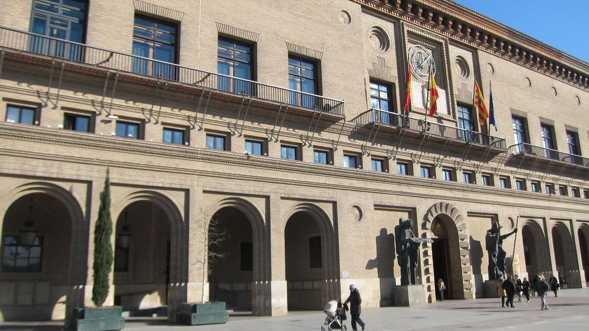Acuerdo entre PP y Cs para repartirse las capitales de Aragón: Zaragoza y Teruel, para los 'populares' y Huesca para Cs