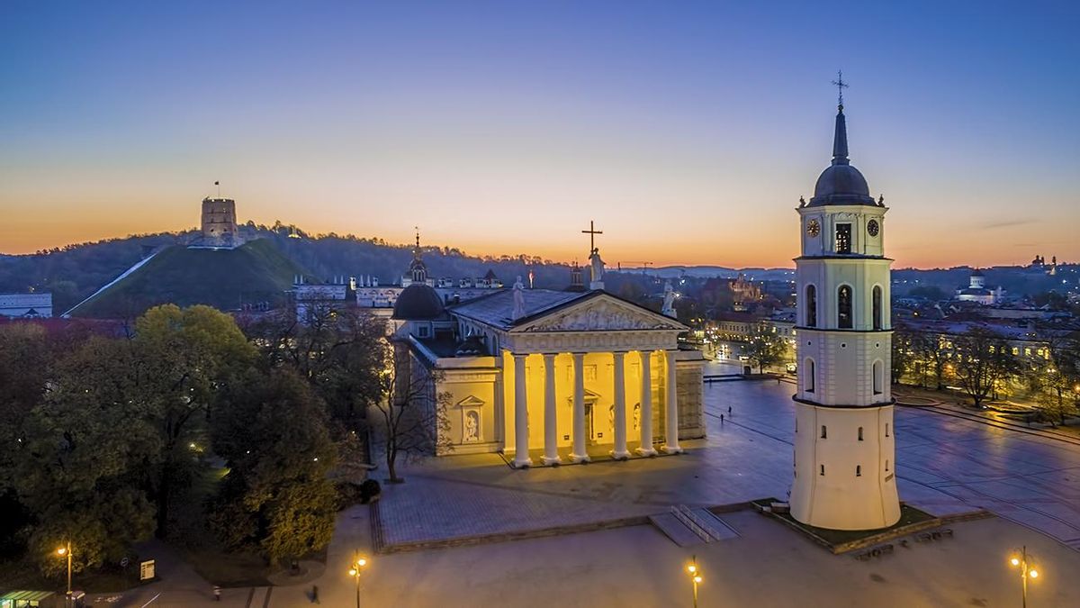 La Plaza de la Catedral de Vilna.