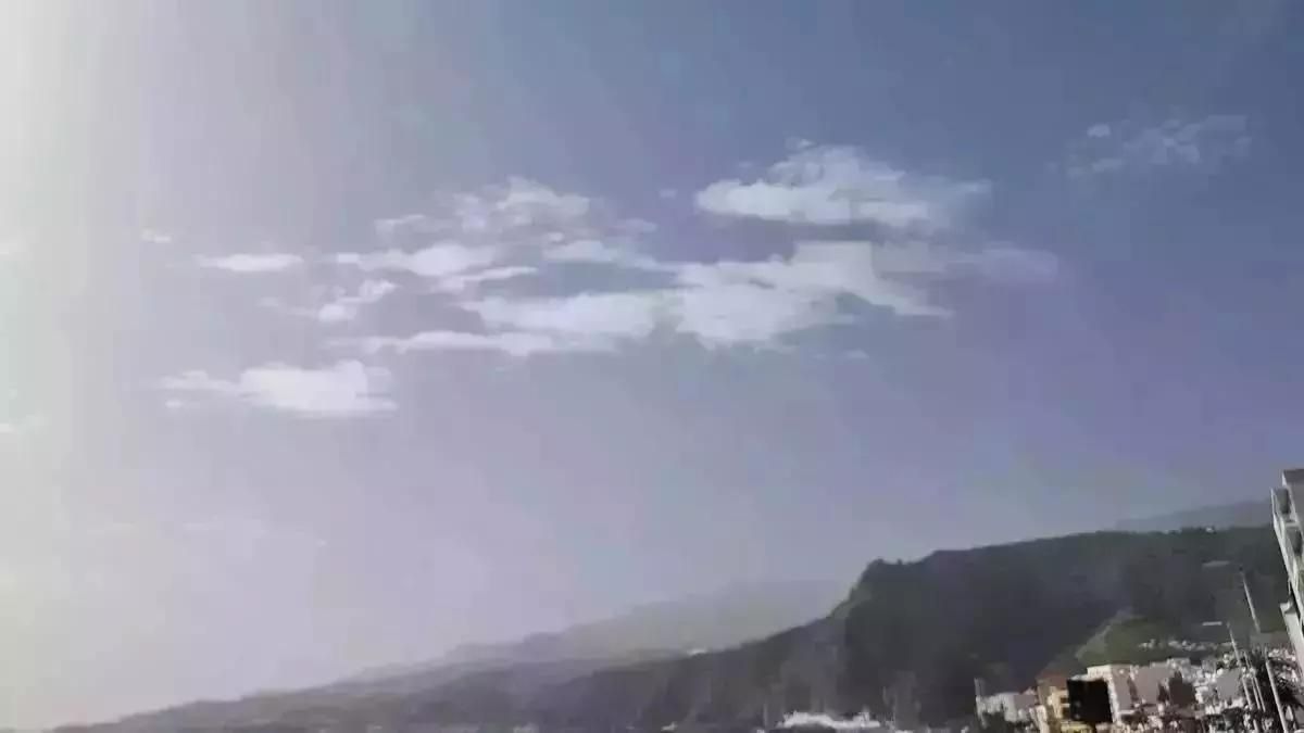 Poco nuboso en general  y calima ligera este miércoles en La Palma
