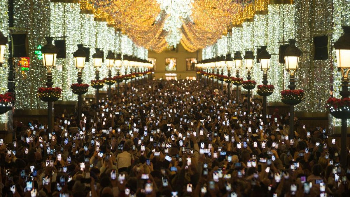 El espíritu de la ansiedad o cualquier tarde navideña en la calle Larios de Málaga.