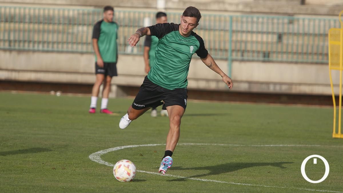 Primer entrenamiento del Córdoba CF tras las vacaciones