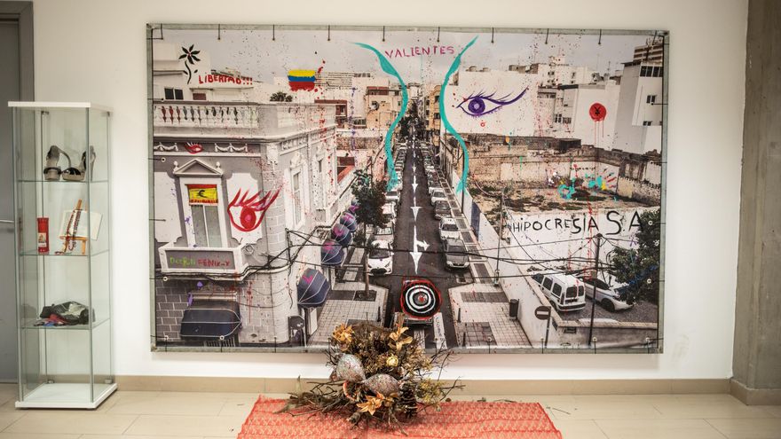 La vida en blanco y negro de la superviviente de trata que se descubrió artista gracias a una paleta de colores