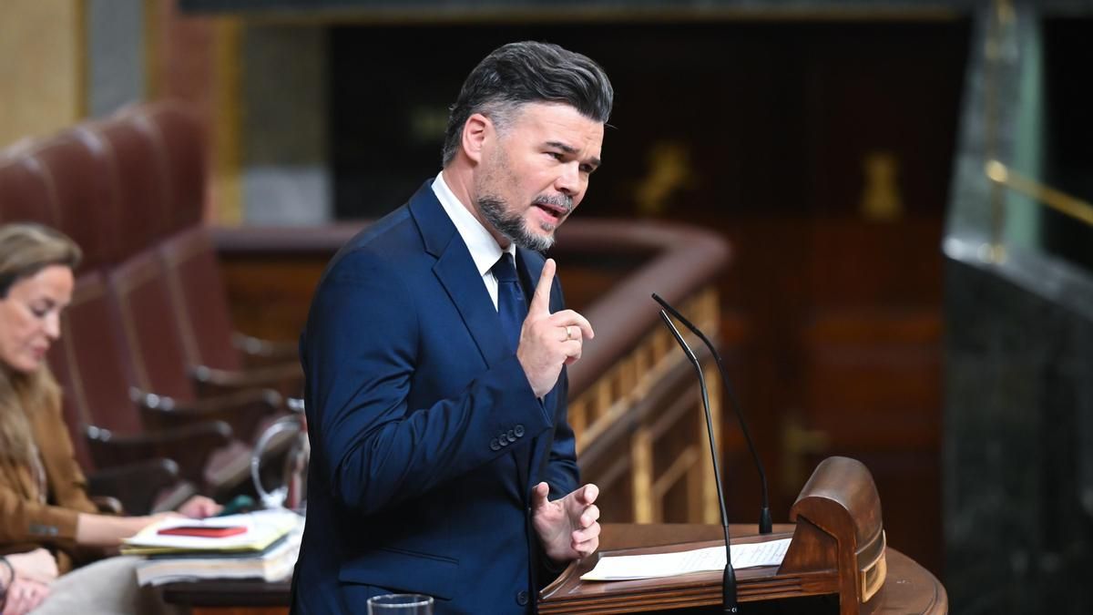 El portavoz de ERC en el Congreso, Gabriel Rufián, interviene durante una sesión plenaria en el Congreso de los Diputados, a 24 de junio de 2026, en Madrid (España).