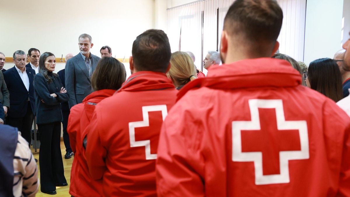 Cruz Roja atiende a más de 170 personas tras el accidente ferroviario de Adamuz