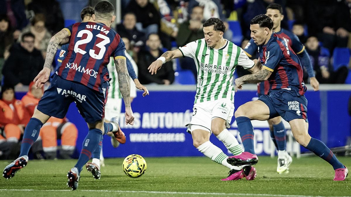 Las imágenes del SD Huesca - Córdoba CF