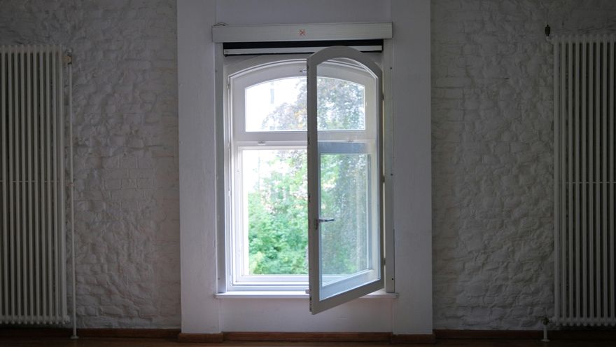 El método para ventilar bien la casa en invierno sin perder todo el calor de la calefacción