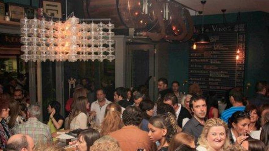 Un momento de su concurrida inauguración, este martes 16 de julio.