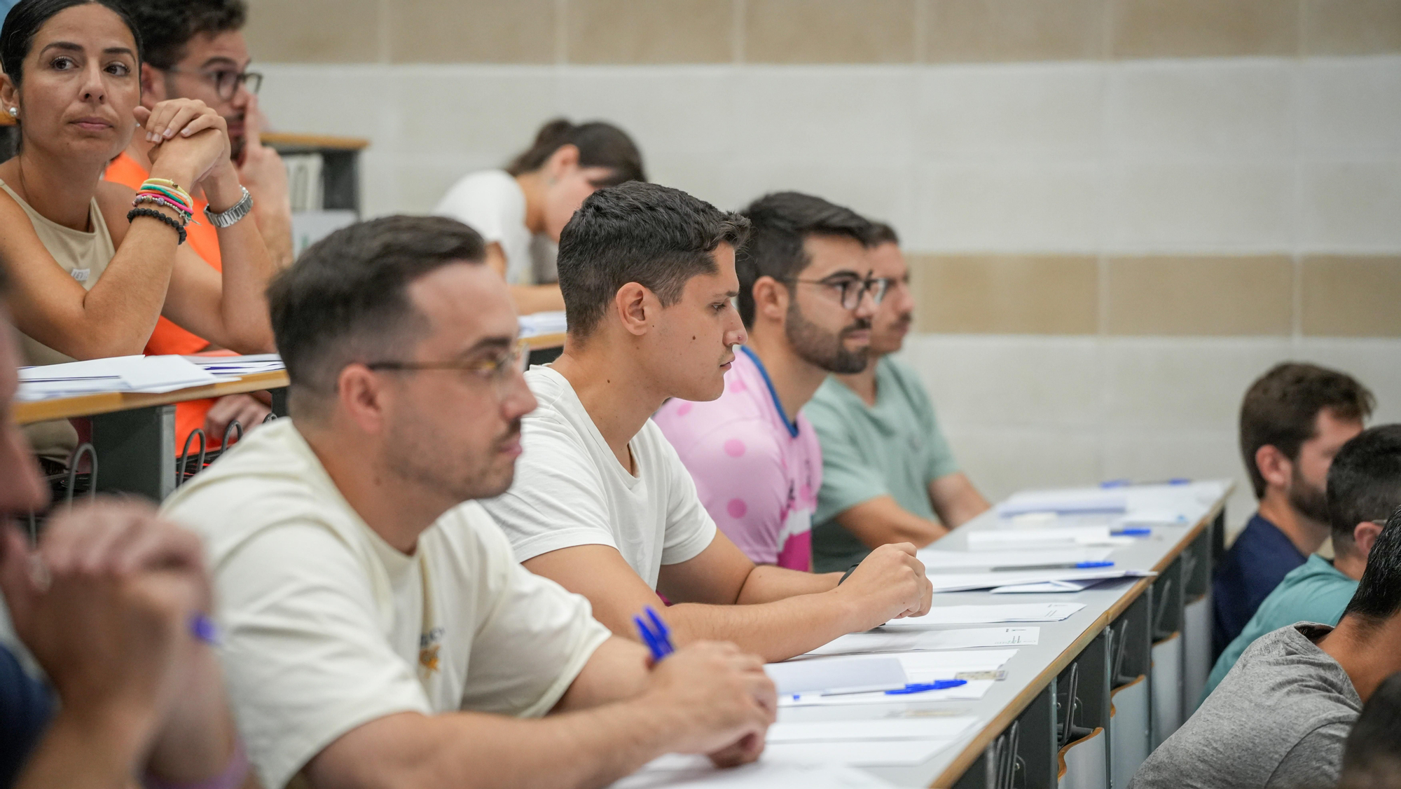Inicio de la prueba escrita de las oposiciones al cuerpo de Secundaria, de Música y Artes Escénicas y Especialistas en Sectores Singulares de Formación Profesional
