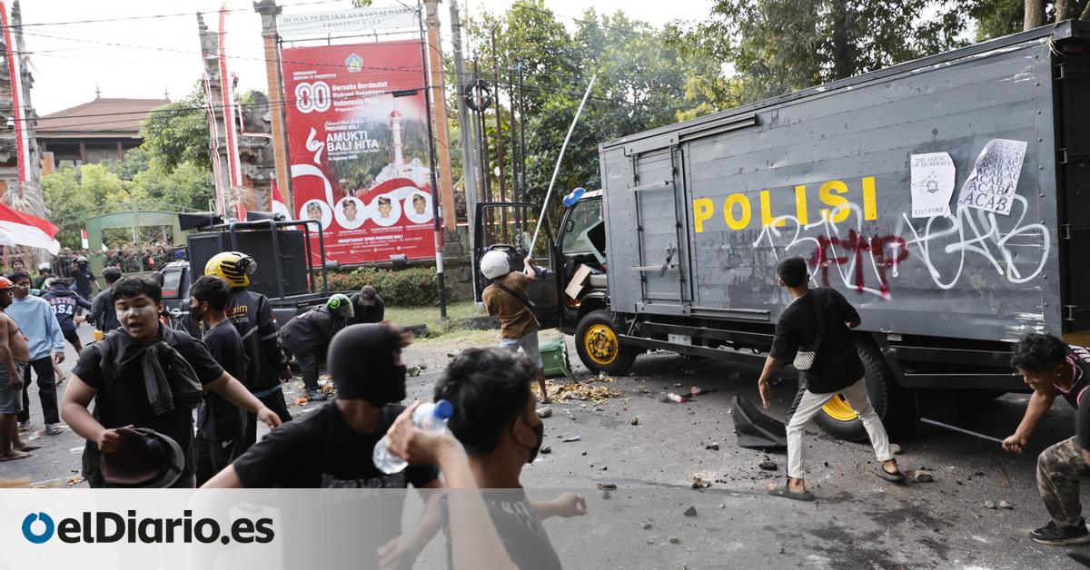Qué pasa en Indonesia: la muerte de un repartidor a manos de la policía enciende una ola de protestas por todo el país