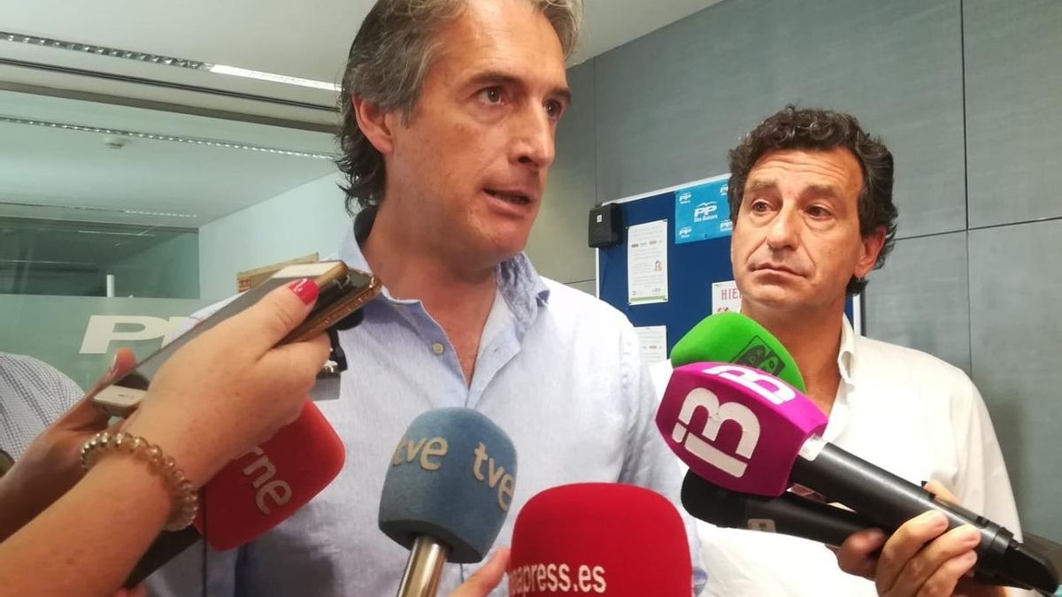 Íñigo de la Serna asegura que Santamaría tiene un 15% más de apoyos que Casado