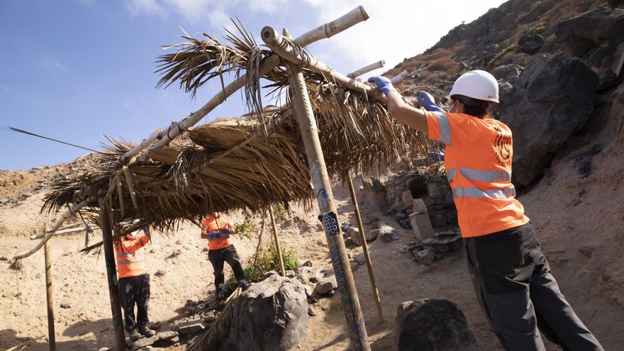 Más de cien cabañas de diferentes dimensiones fueron desmanteladas durante las labores de limpieza