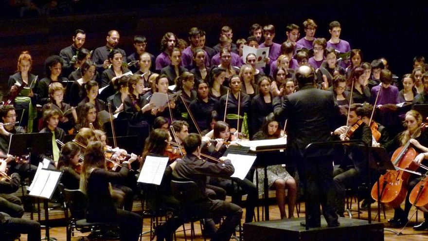 Imagen de archivo de otro concierto de las agrupaciones en el Auditorio. / Cortesía de Juan Luis García