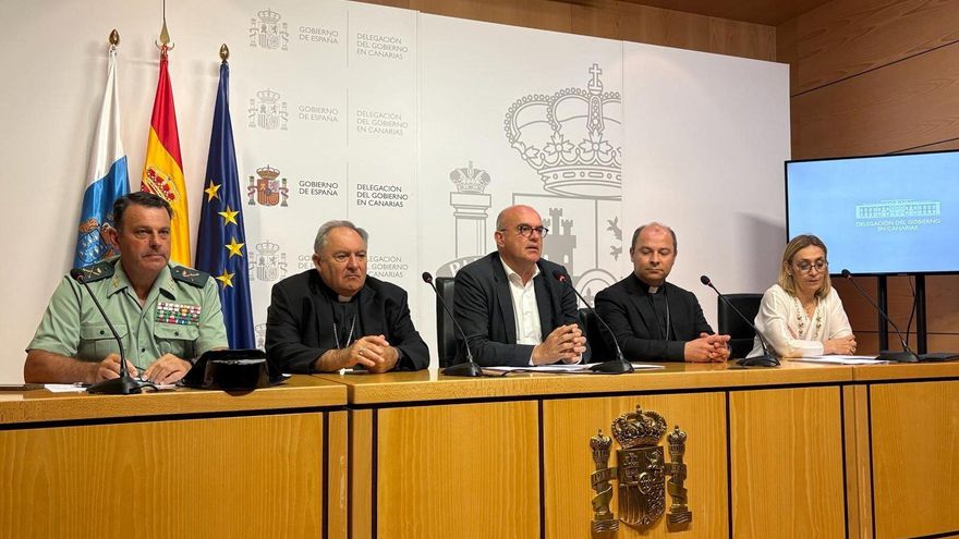 El delegado del Gobierno en Canarias, Anselmo Pestana, durante la rueda de prensa para presentar las restricciones viales por la visita del Papa.