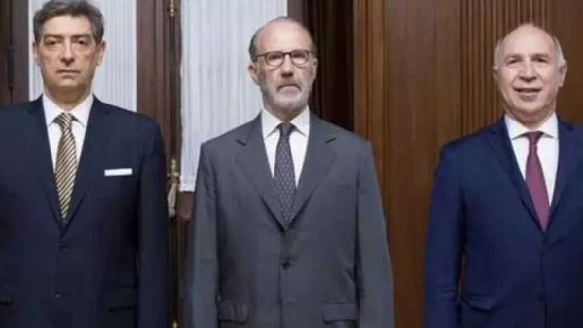 Rosatti, Rosenkratz y Lorenzetti deberán decidir sobre el futuro judicial de Jorge Macri.