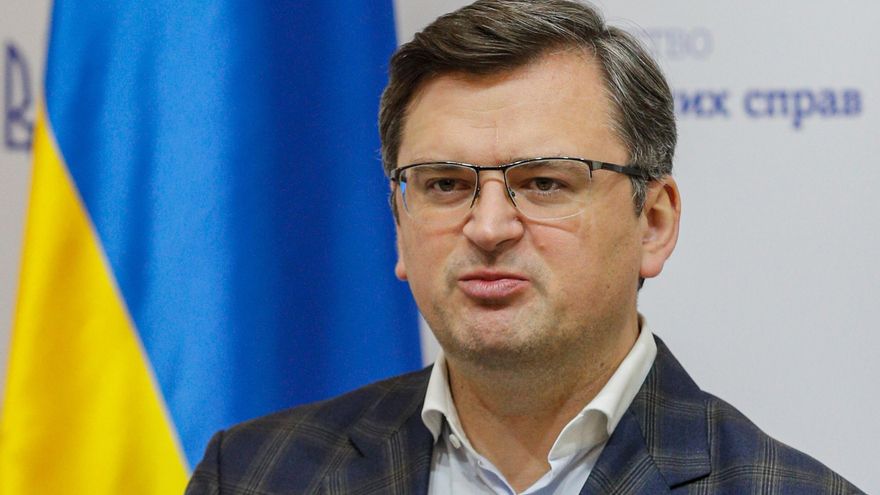 Imagen de archivo del ministro de Exteriores de Ucrania, Dmytro Kuleba. EFE/EPA/SERGEY DOLZHENKO