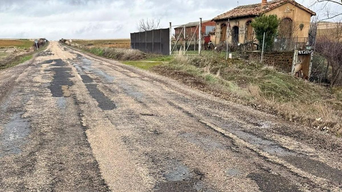 El PP denuncia el bloqueo de la reforma de la carretera Sahagún-Renedo dos años después de adjudicarla la Diputación