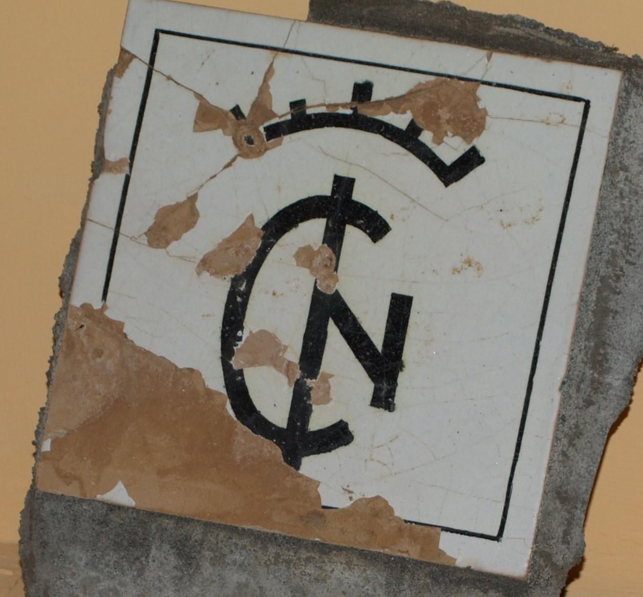 Azulejo del Instituto Nacional de Colonización.