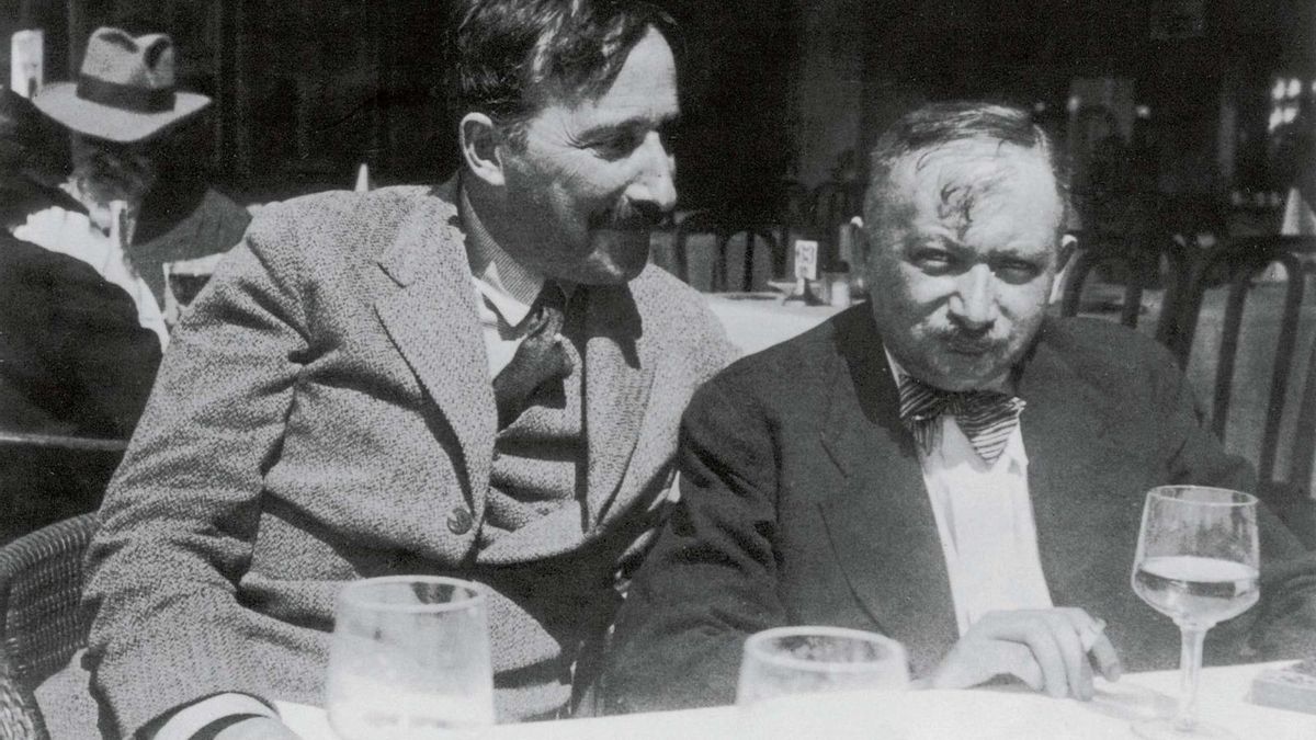 Roth junto al escritor Stefan Zweig.