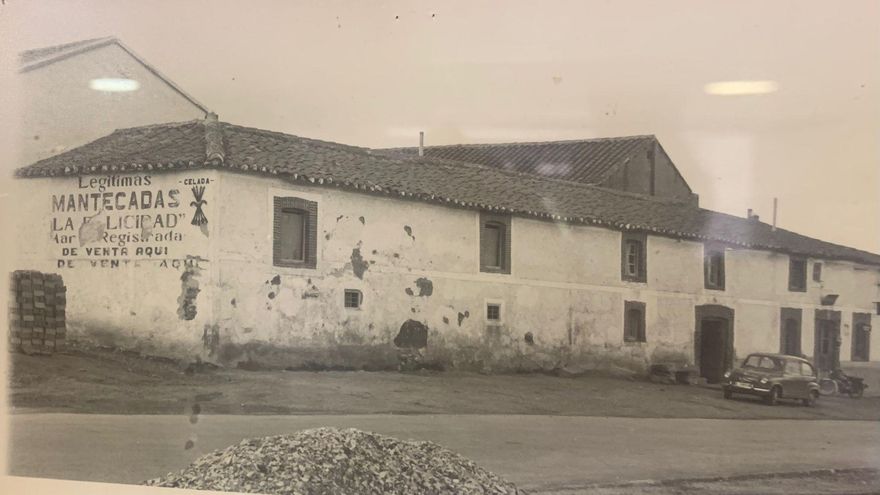 Mesón Quiñones, en Celada de la Vega, en una imagen antigua.