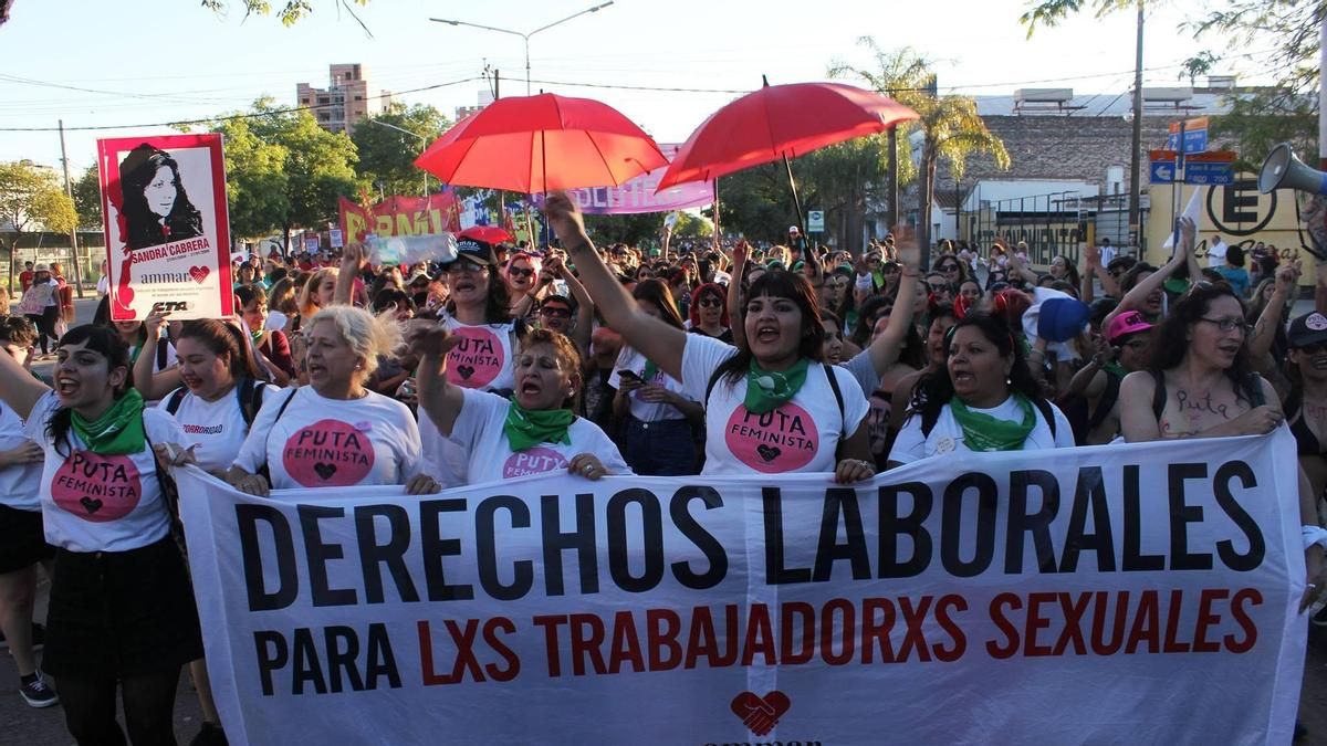 Trabajadoras sexuales nucleadas en AMMAR luchando por sus derechos
