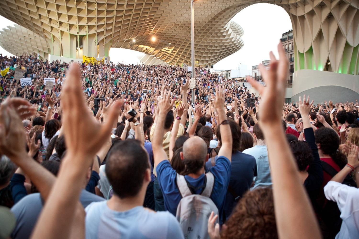 Otro día. Más aplausos. Este, del 20/5